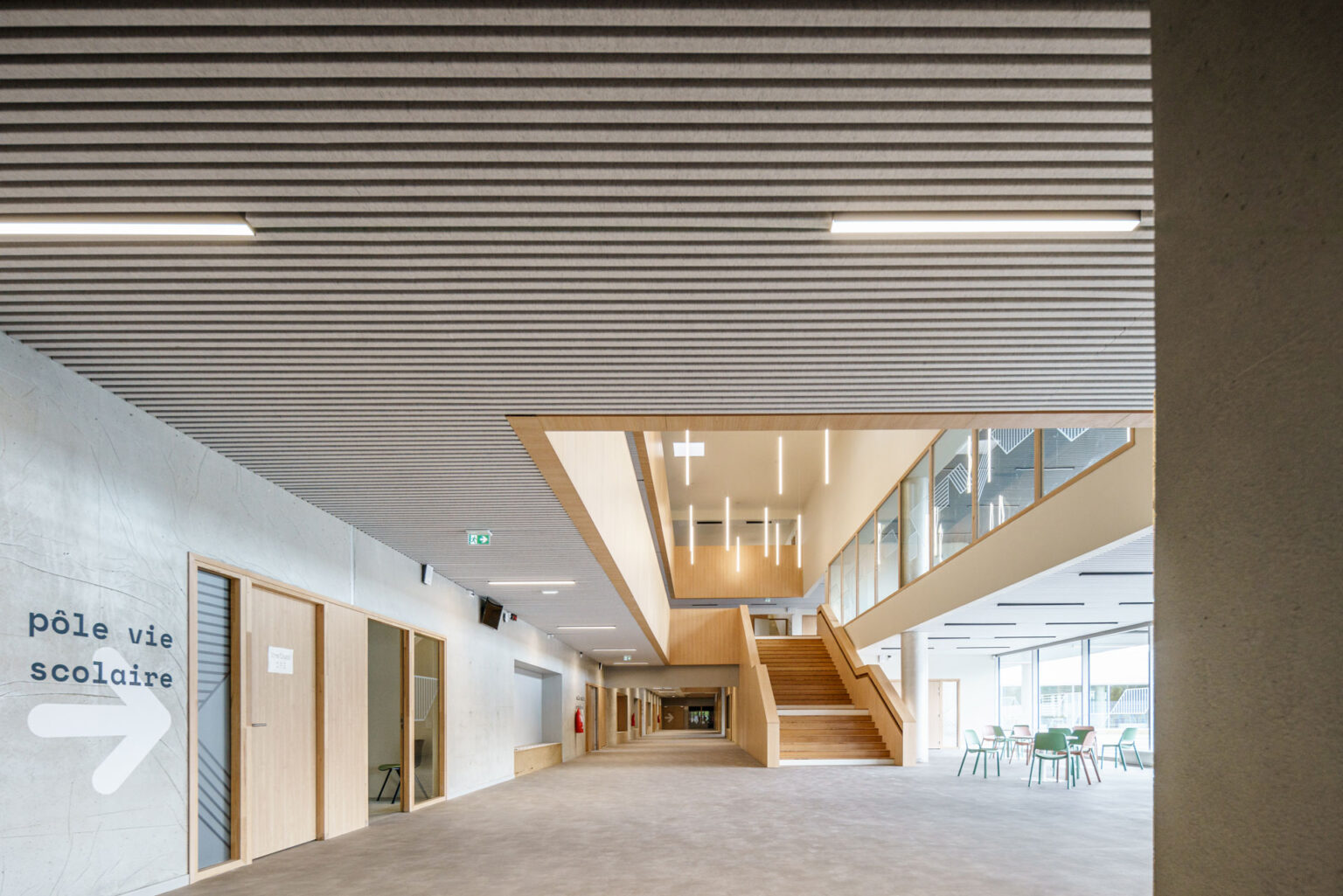 College Caroline Aigle Cergy 1 1536x1025