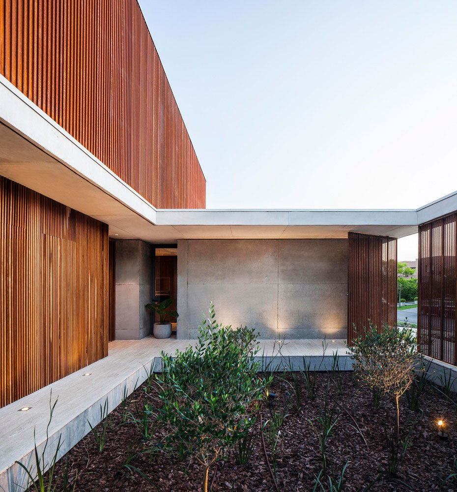 casa con acero corten albanueva 02