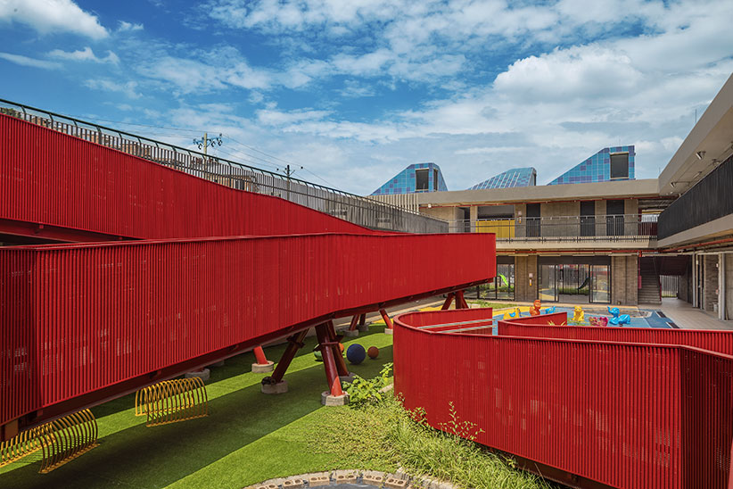 BARANDAS: Ingeniería de vanguardia combinada con diseño arquitectónico barandas colombia